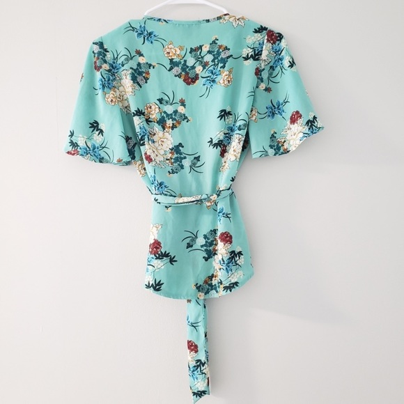 Primark Green Floral Wrap Around Blouse size 2 - Picture 2 of 6